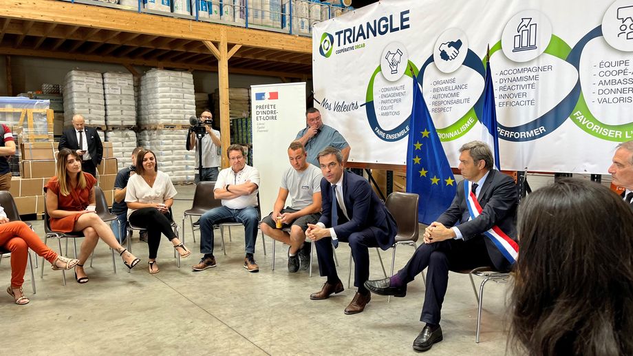 Olivier Véran fait le service après-vente de la loi pouvoir d'achat en Touraine