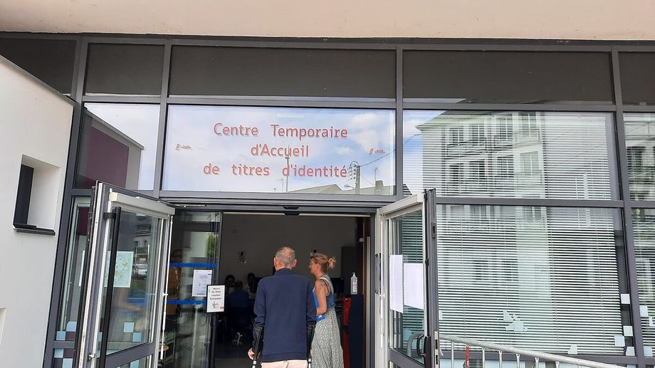 Pi�ces d'identit� : � Saint-Nazaire le centre temporaire joue les prolongations jusqu'� fin ao�t
