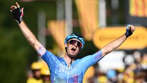 Tour de France 2022 : Hugo Houle remporte la 16e �tape entre Carcassonne et Foix, Vingegaard toujours en jaune
