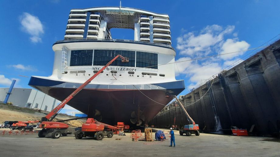 EN IMAGES - Saint-Nazaire :  MSC d�voile le premier paquebot au GNL construit en France