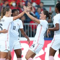 Les Bleues célèbrent un but lors de leur dernier match de préparation à l'Euro, France-Vietnam, remporté 7-0 le 1er juillet.