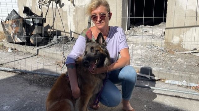 Sa chienne la sauve de l'incendie de son appartement � Al�s, mais elle a tout perdu