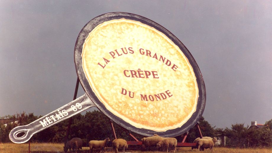 Record du monde battu à Kerhinet avec une crêpe géante de plus de 7 mètres