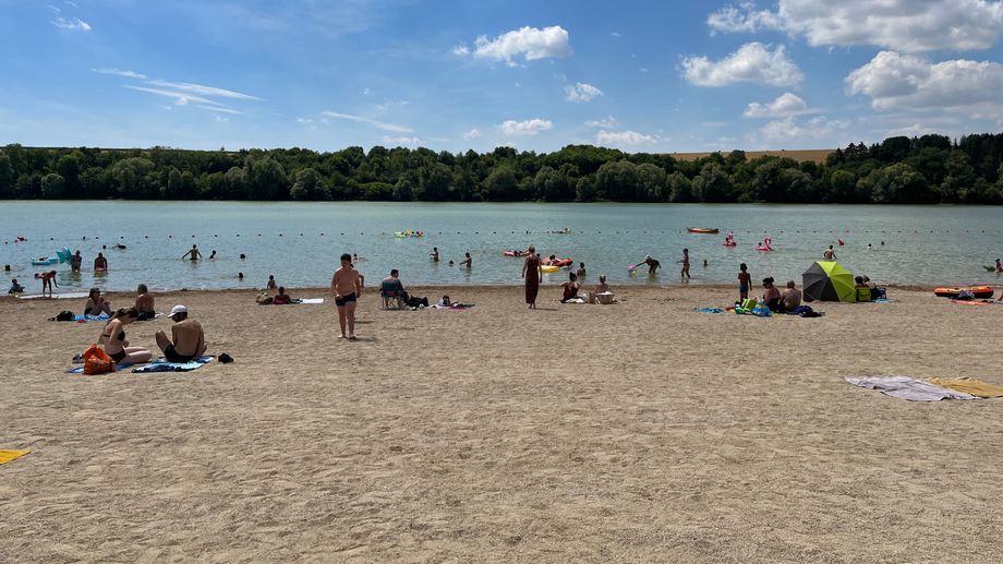 Cyanobact�ries dans le lac de Bairon : les baigneurs d�noncent un manque d'information