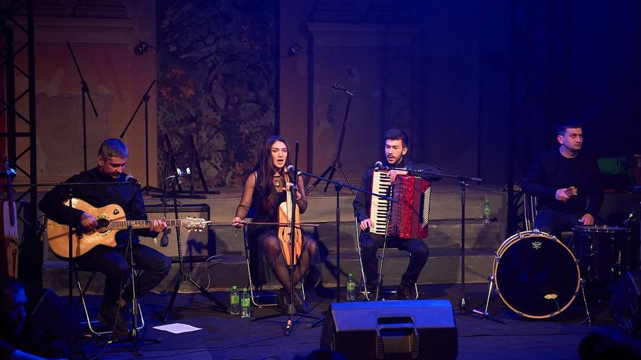 Festival Les Suds à Arles : des musiciens bloqués en Russie, leurs visas refusés