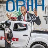 Depuis l’assassinat du président Jovenel Moïse, Haïti s'enfonce dans un nouveau chaos politique tandis que la crise économique s'aggrave.