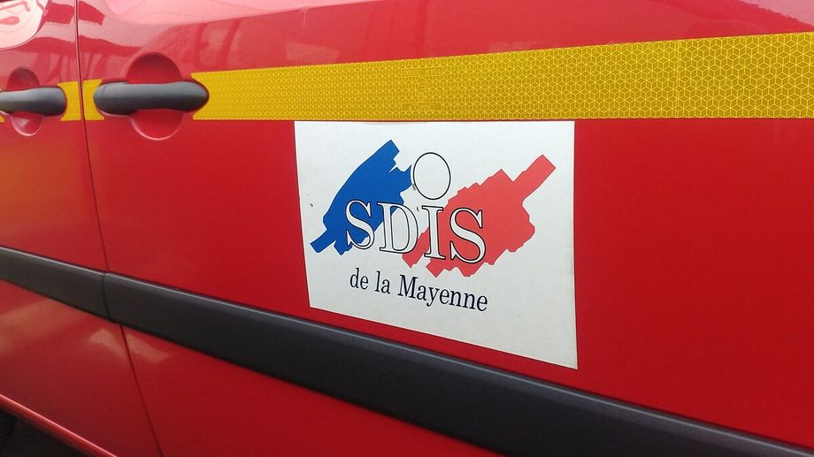 Un accident entre deux voitures � Sainte-Suzanne, 4 personnes l�g�rement bless�es 