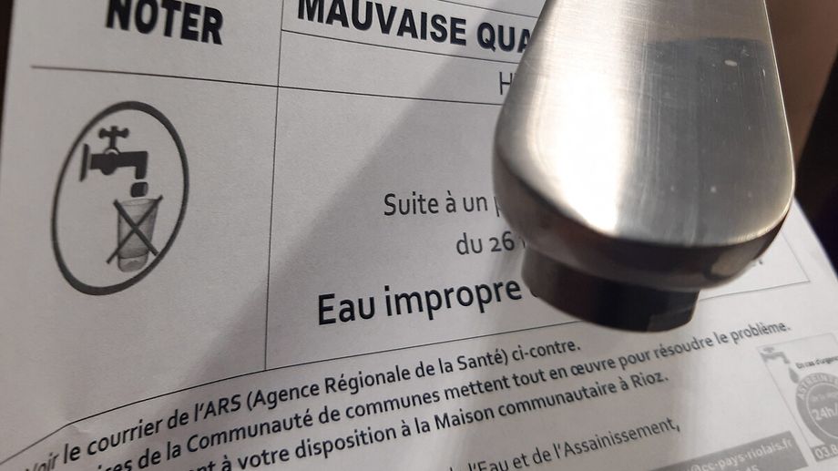 La consommation d'eau potable interdite � Varennes pr�s de Mirebeau