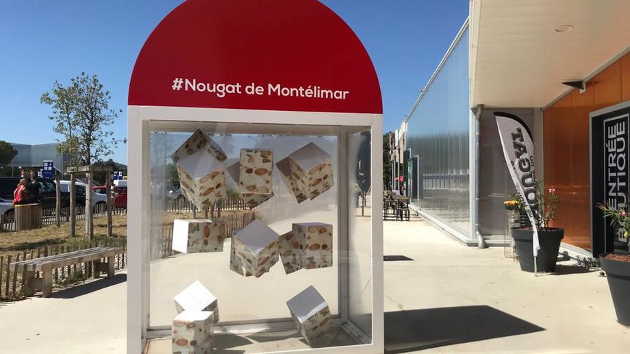 Les vacances d'�t� d�marrent et les aires de Mont�limar sur l'autoroute A7 s'y sont pr�par�es