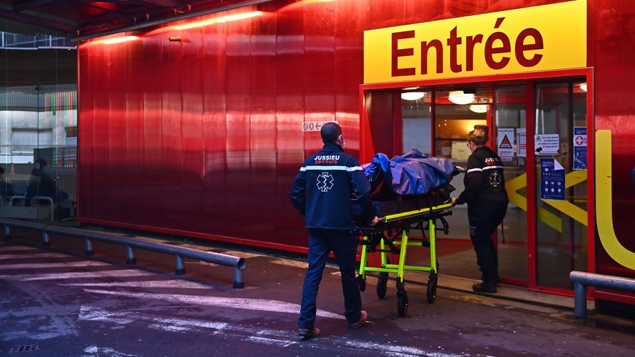 Carquefou : le pronostic vital d'une femme de 35 ans engag� apr�s un choc frontal entre deux voitures