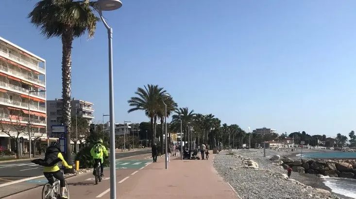 � Cagnes-sur-Mer, la plage de Cros-de-Cagnes de nouveau ouverte � la baignade