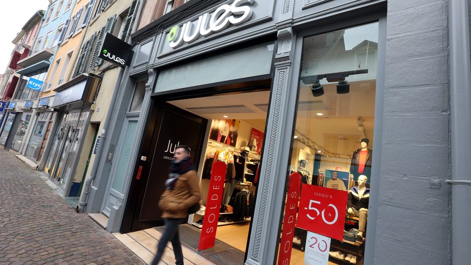 Nantes : les commerces climatis�s ne pourront plus laisser leurs portes ouvertes