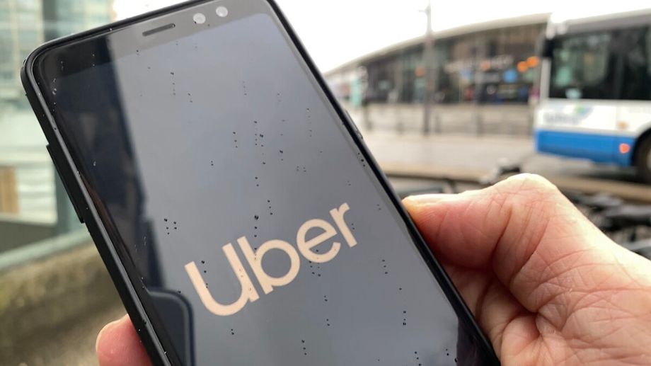 Le PS n�mois d�nonce 