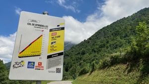 VIDEO - Tour de France 2022 : on a reconnu le col de Spandelles avec deux jeunes coureurs