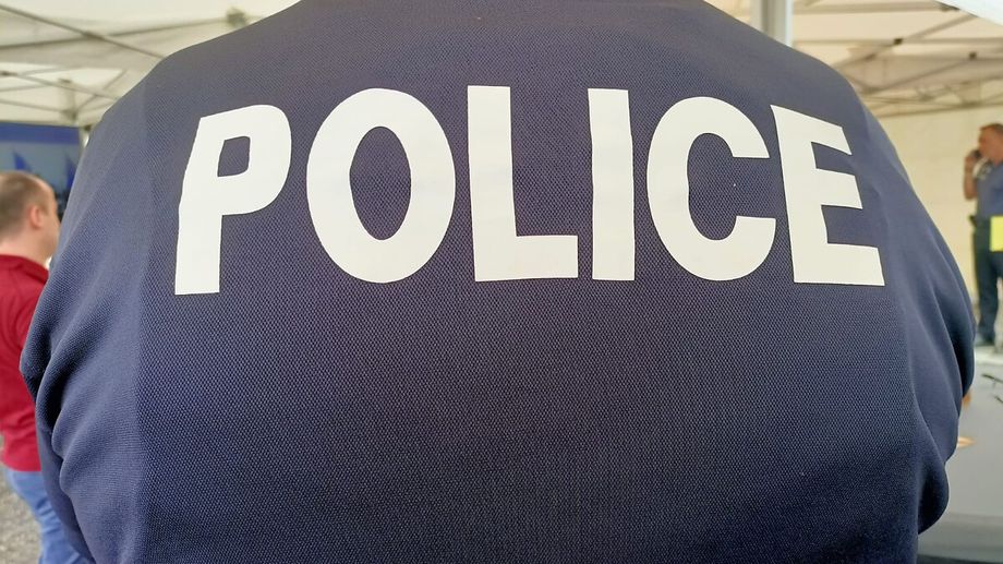 Mont�limar : une jeune femme handicap�e secourue par les voisins, sa m�re devant la justice